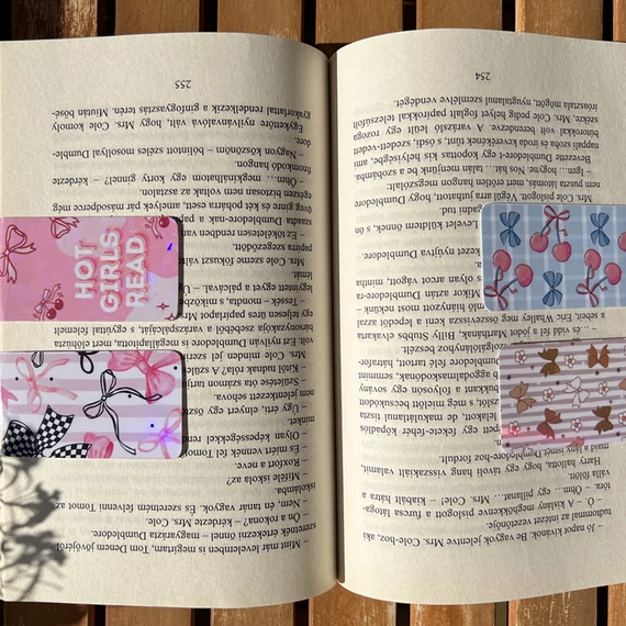 Masnis könyvjelzők (holografikus) 